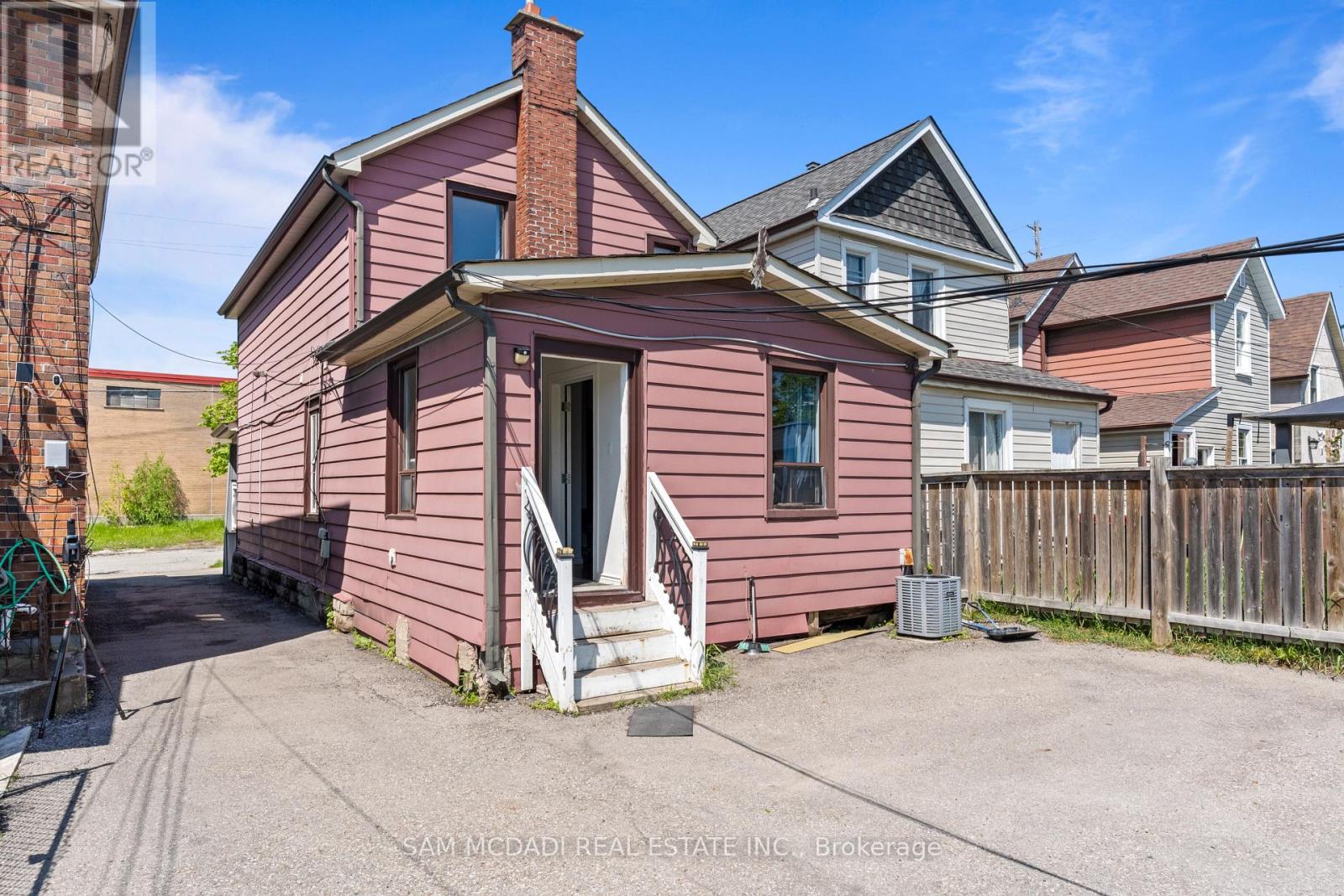 19 TOFFEE COURT - 21