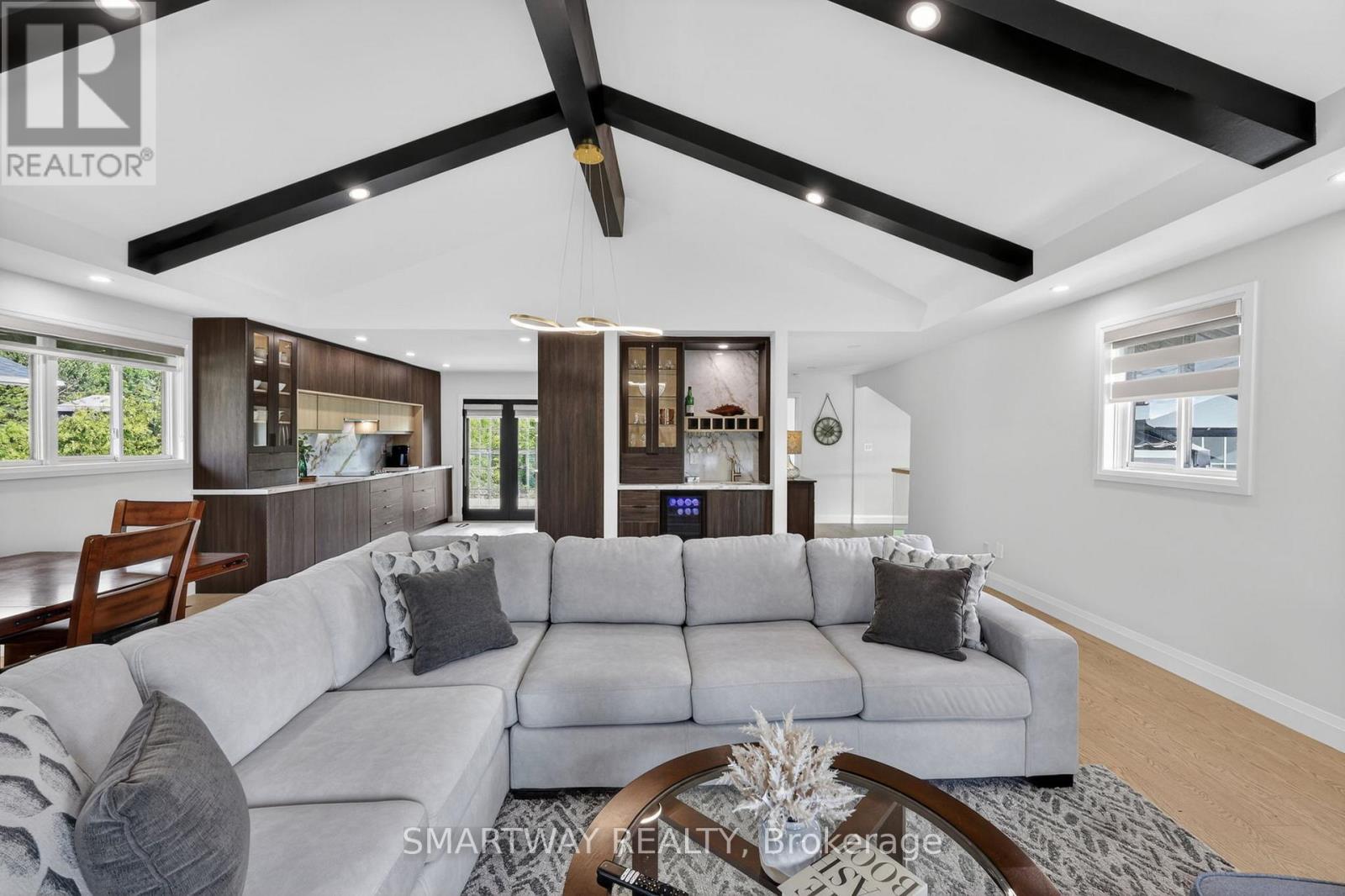 107 CAMPBELL CRESCENT - Image 16