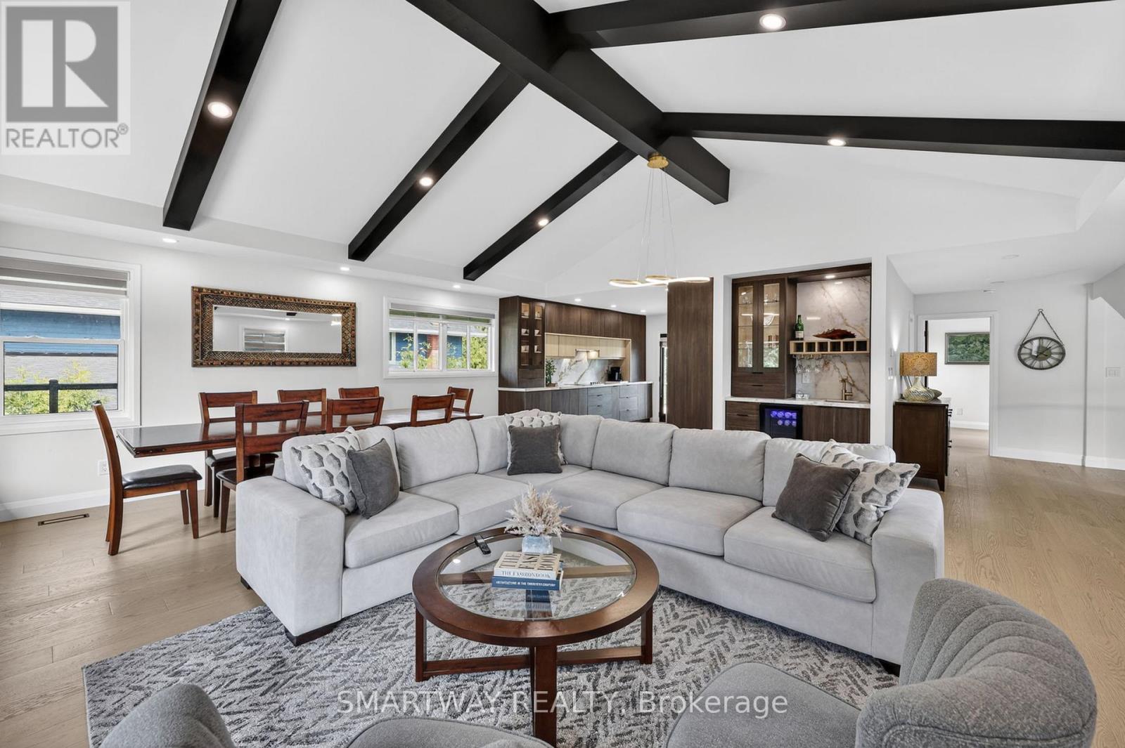 107 CAMPBELL CRESCENT - Image 17