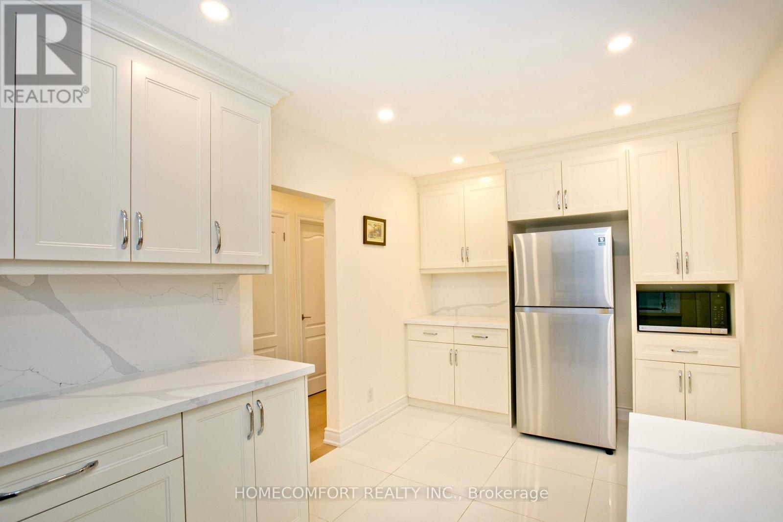 19 OLDBOROUGH CIRCLE - 10