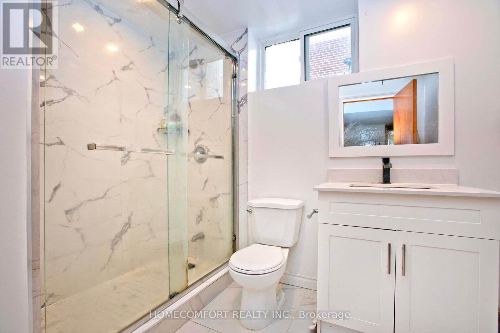 19 OLDBOROUGH CIRCLE - 32