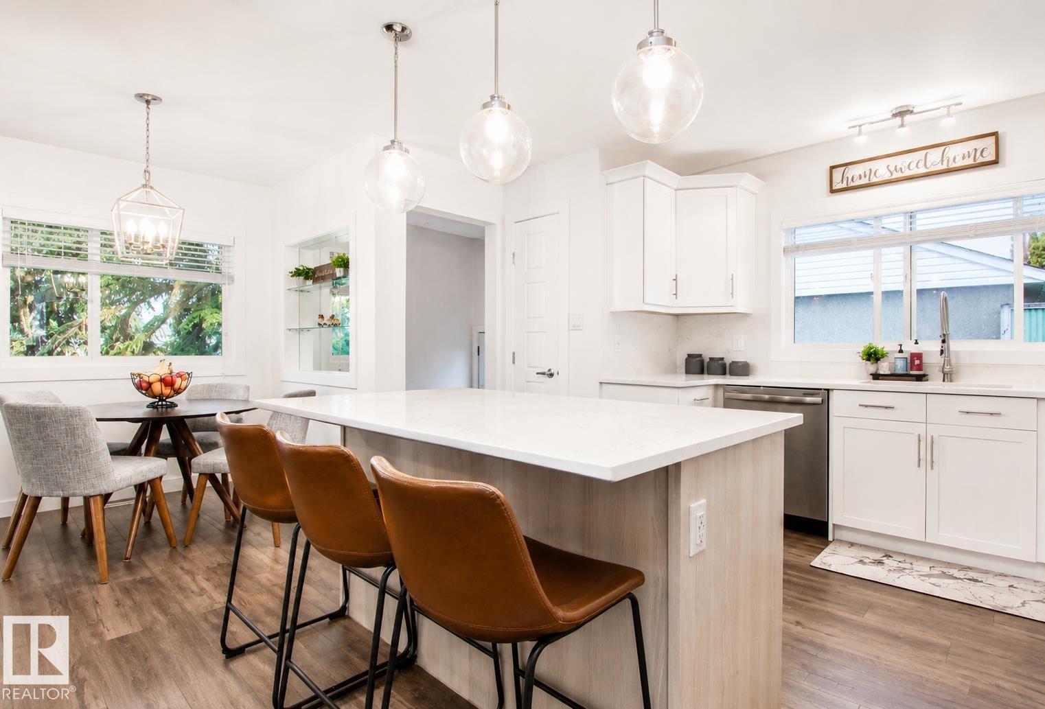 4904 103 AV NW — photo 18