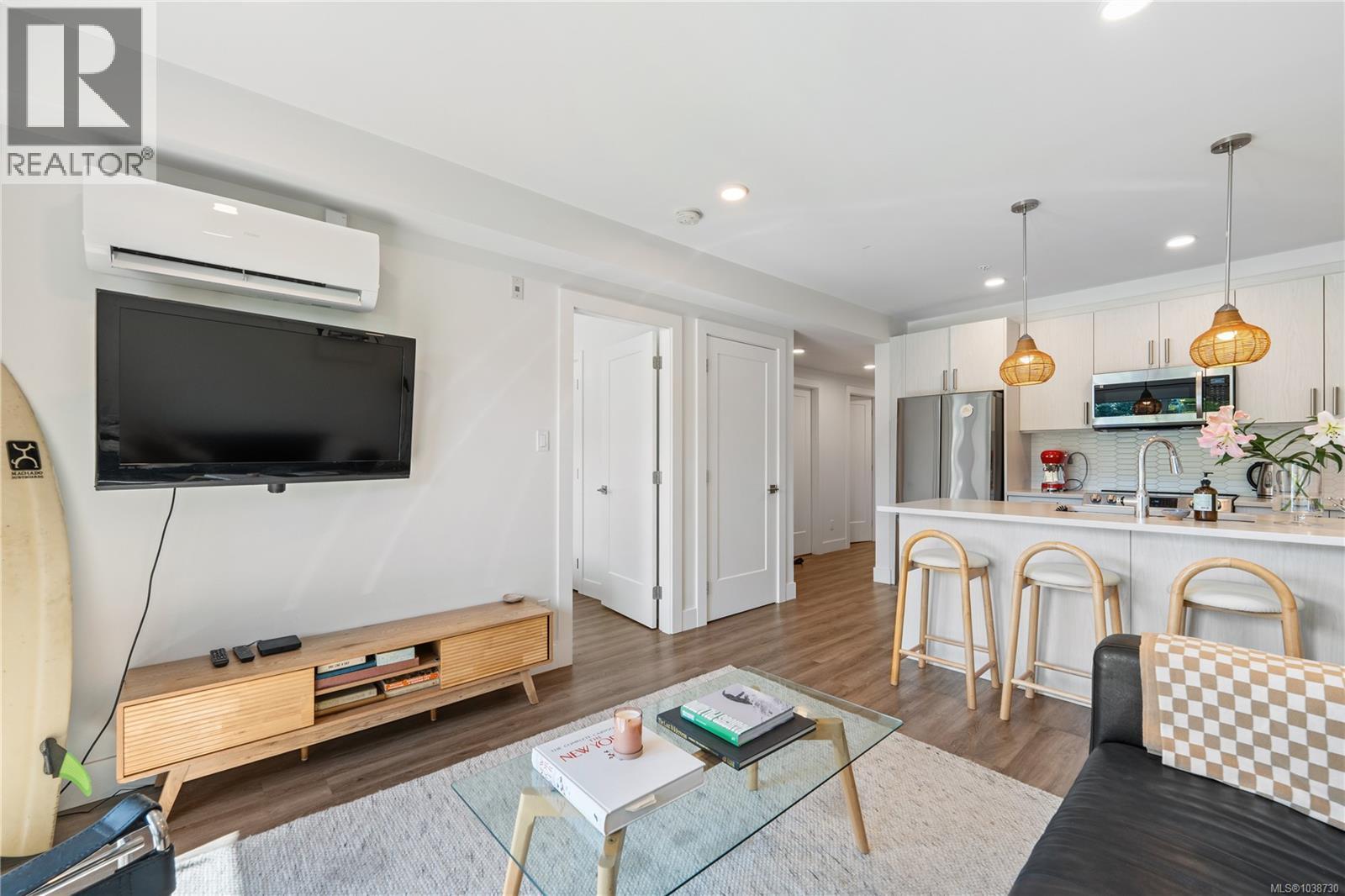 #102 135 Haliburton St - 19