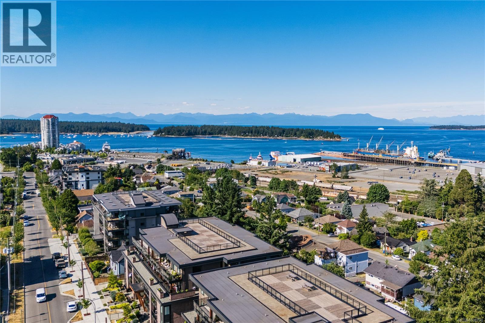 #102 135 Haliburton St - 47