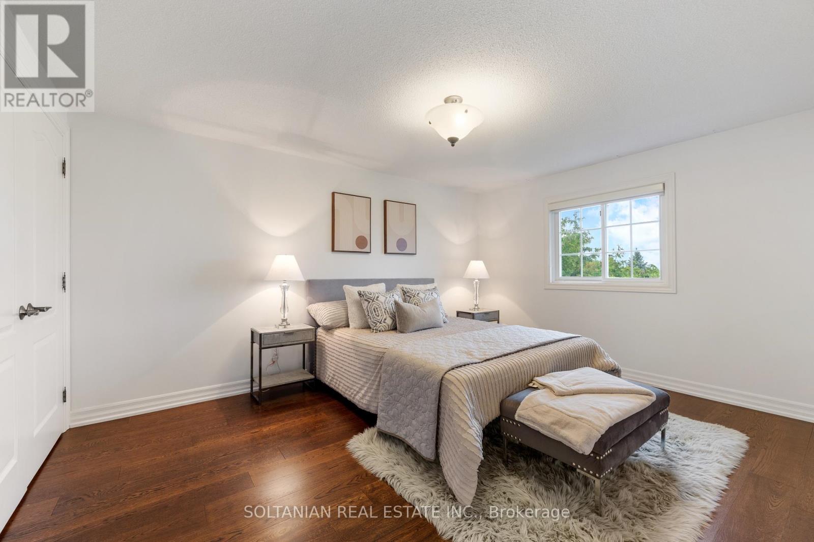 28 DUNVEGAN DRIVE - 29