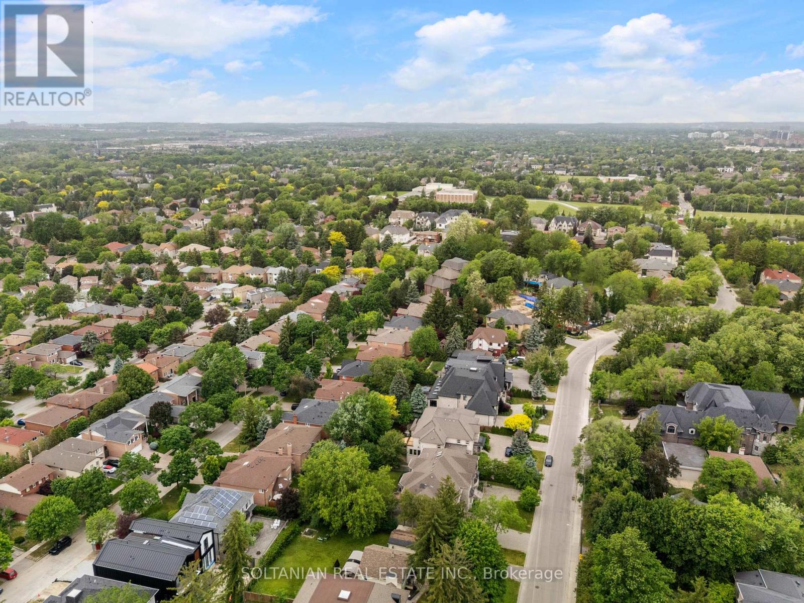 28 DUNVEGAN DRIVE - 49