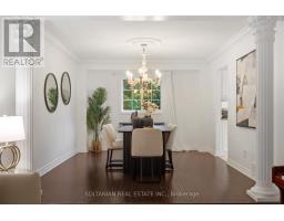Bedroom 5 - 28 Dunvegan Drive, Richmond Hill, ON L4C6K1 Photo 13