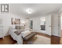 28 Dunvegan Drive, Richmond Hill, ON L4C6K1 Photo 27