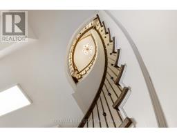 28 Dunvegan Drive, Richmond Hill, ON L4C6K1 Photo 32