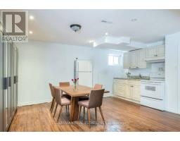 28 Dunvegan Drive, Richmond Hill, ON L4C6K1 Photo 36