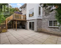 28 Dunvegan Drive, Richmond Hill, ON L4C6K1 Photo 42