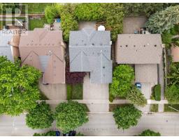 28 Dunvegan Drive, Richmond Hill, ON L4C6K1 Photo 46