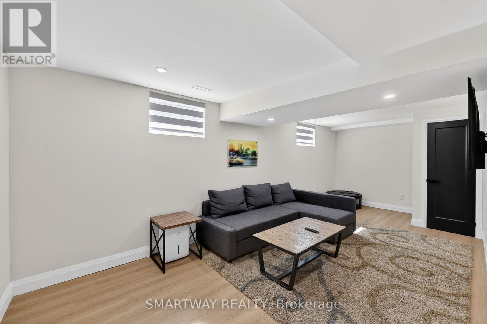 107 CAMPBELL CRESCENT - Image 36
