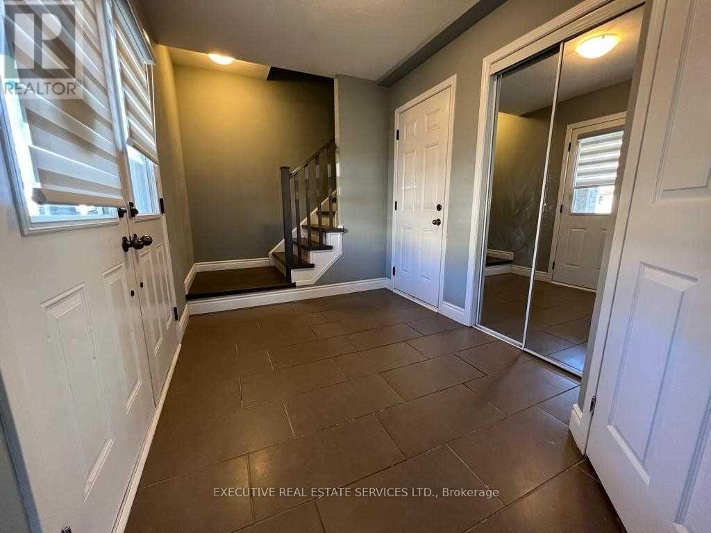 13 GOLDEN SPRINGS DRIVE - 4