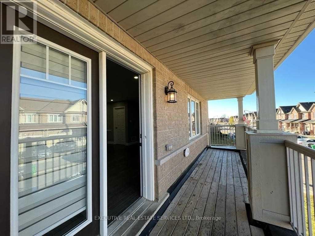 13 GOLDEN SPRINGS DRIVE - 8