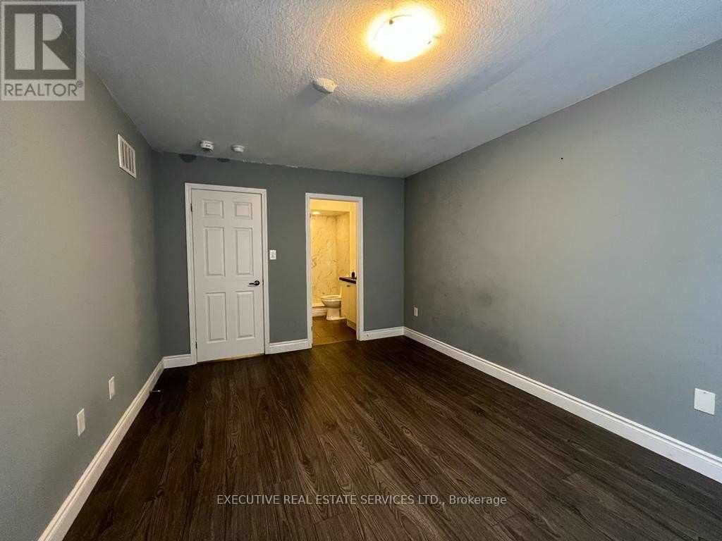 13 GOLDEN SPRINGS DRIVE - 9