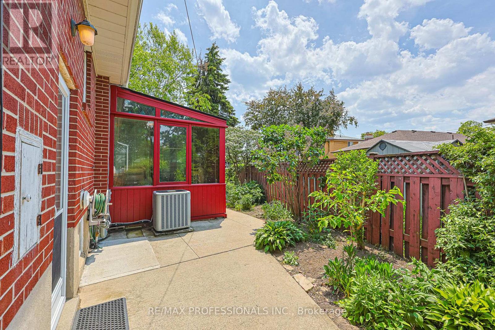 3 EMBERS DRIVE - 37