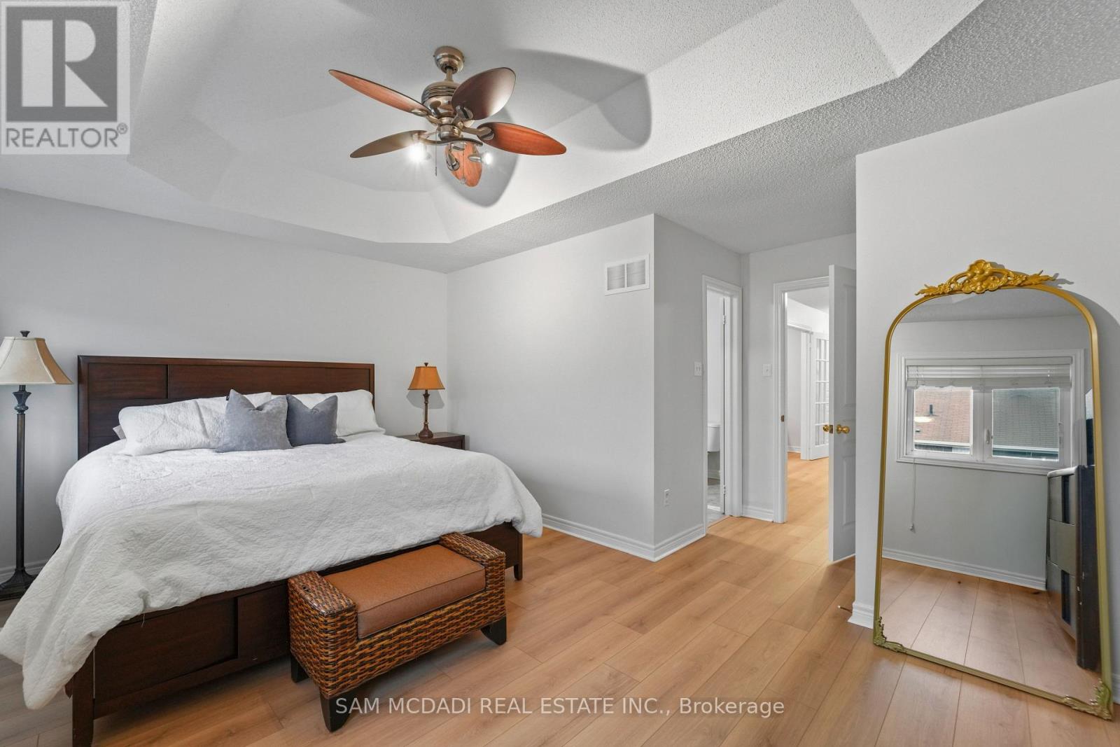 891 OASIS DRIVE - 14
