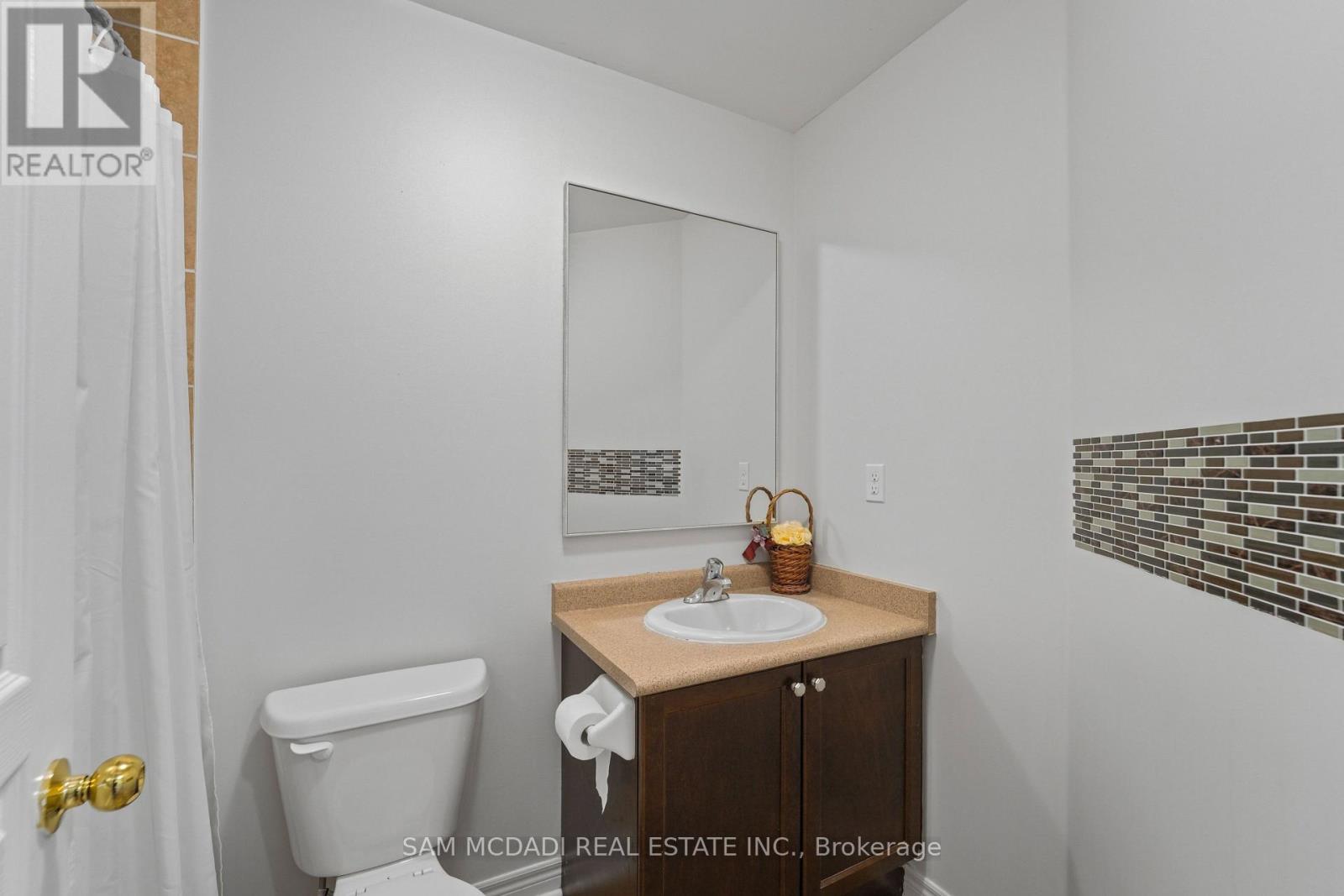 891 OASIS DRIVE - 22