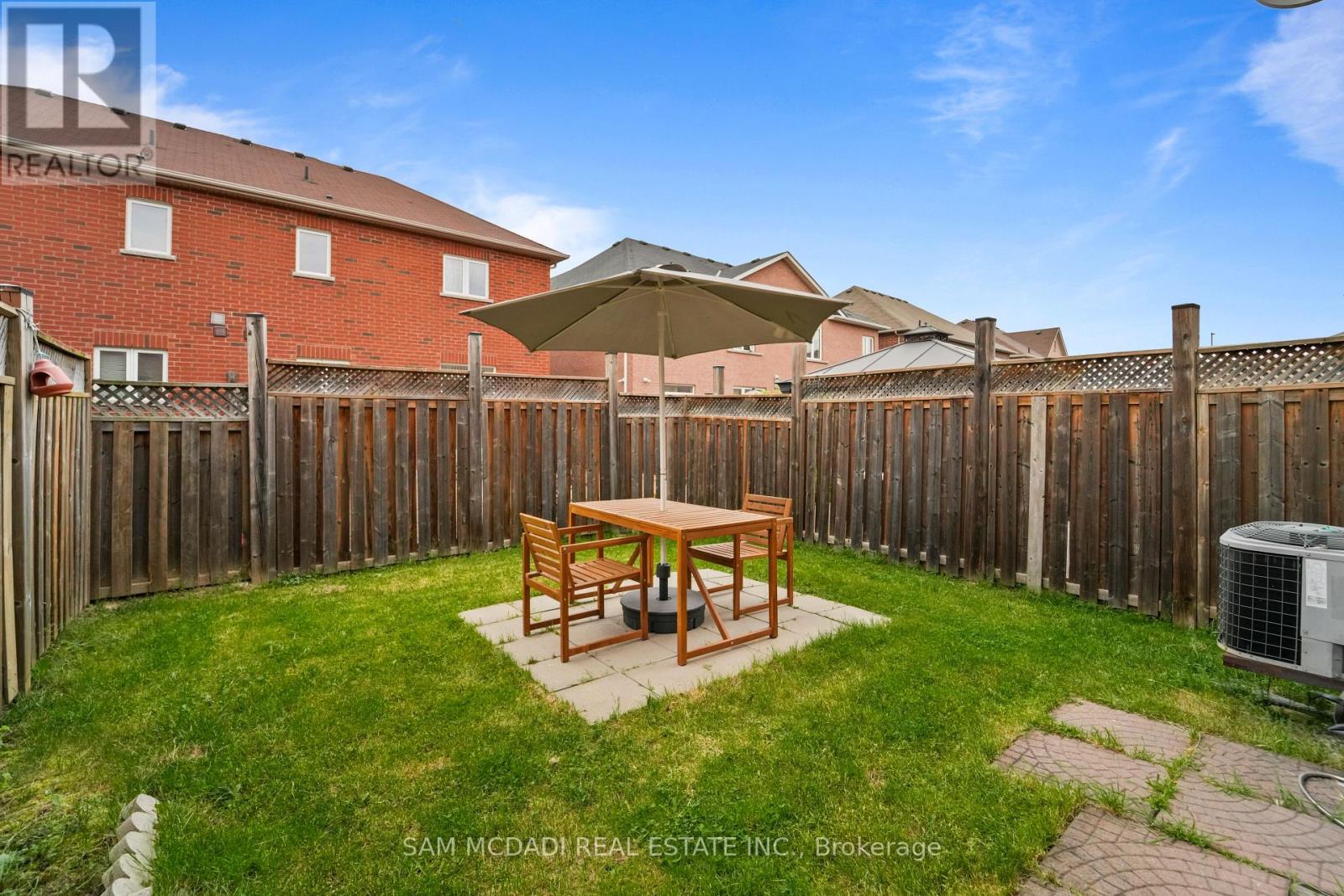 891 OASIS DRIVE - 26