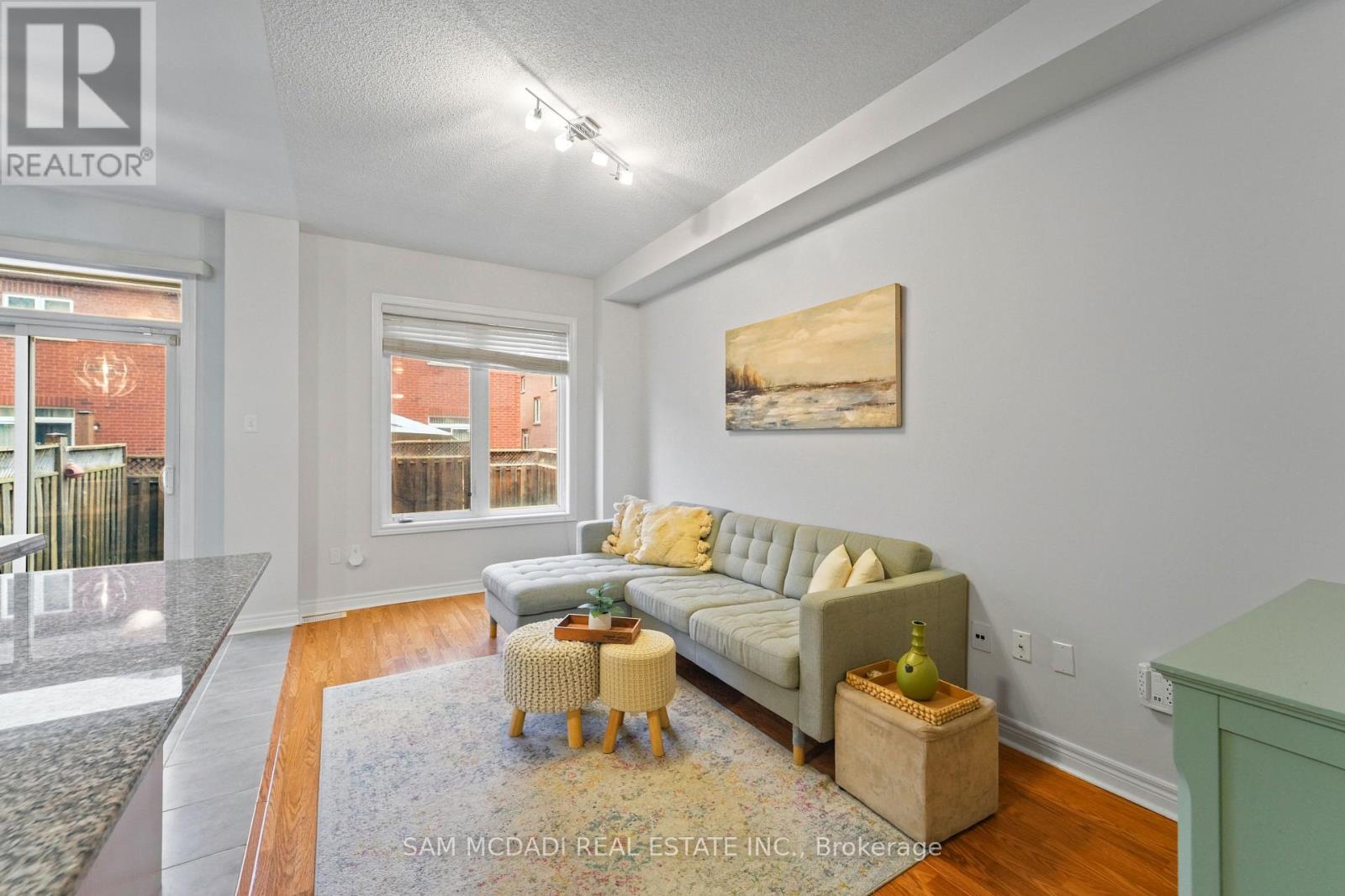 891 OASIS DRIVE - 6
