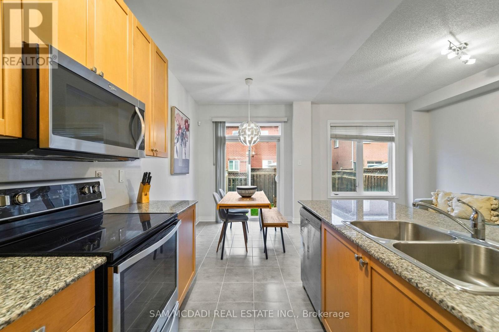 891 OASIS DRIVE - 7