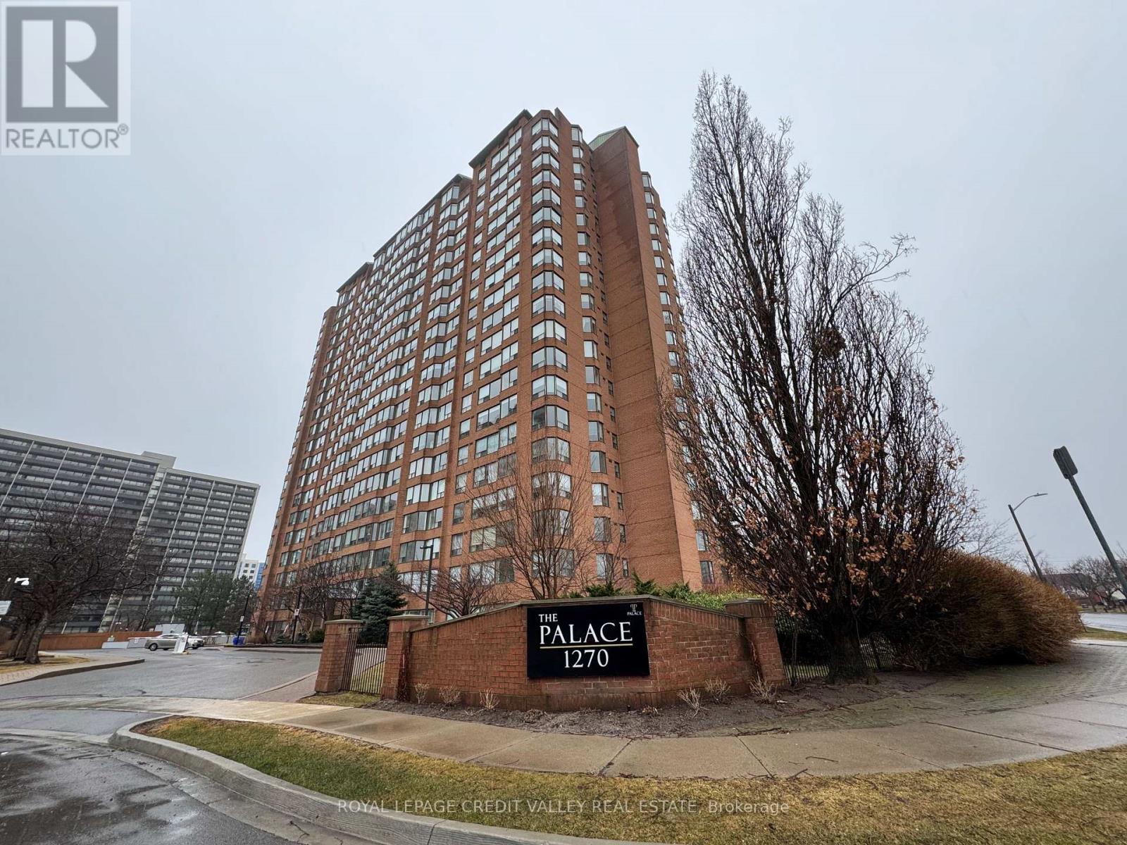 #704 1270 MAPLE CROSSING BOULEVARD - 1