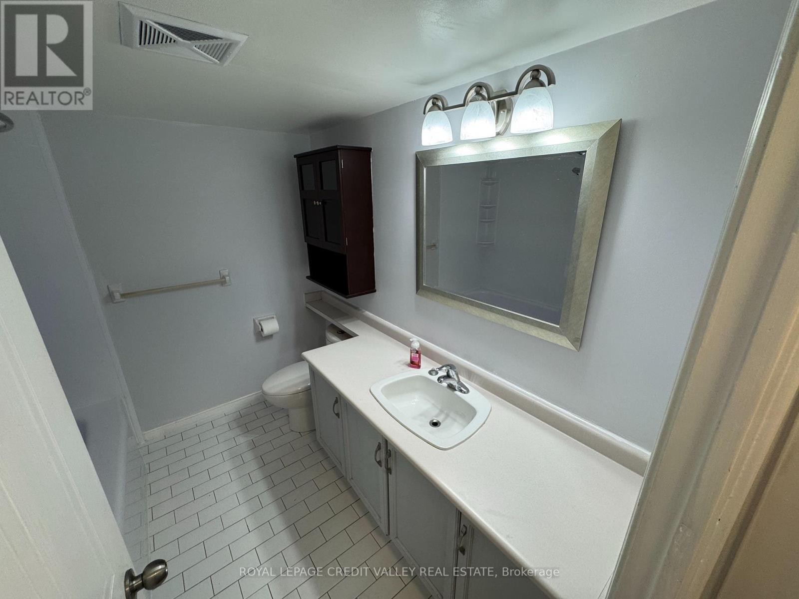 #704 1270 MAPLE CROSSING BOULEVARD - 27
