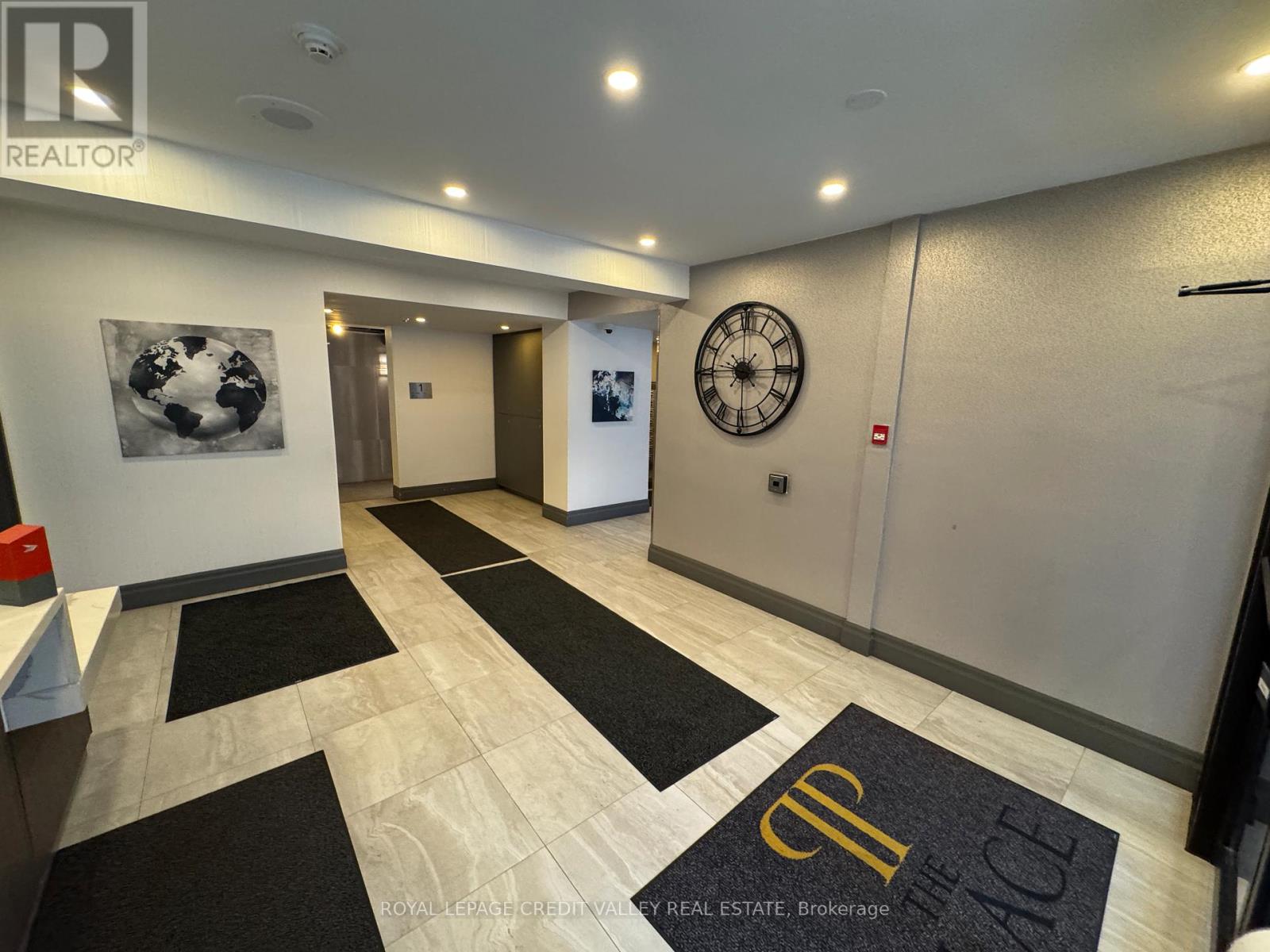 #704 1270 MAPLE CROSSING BOULEVARD - 33