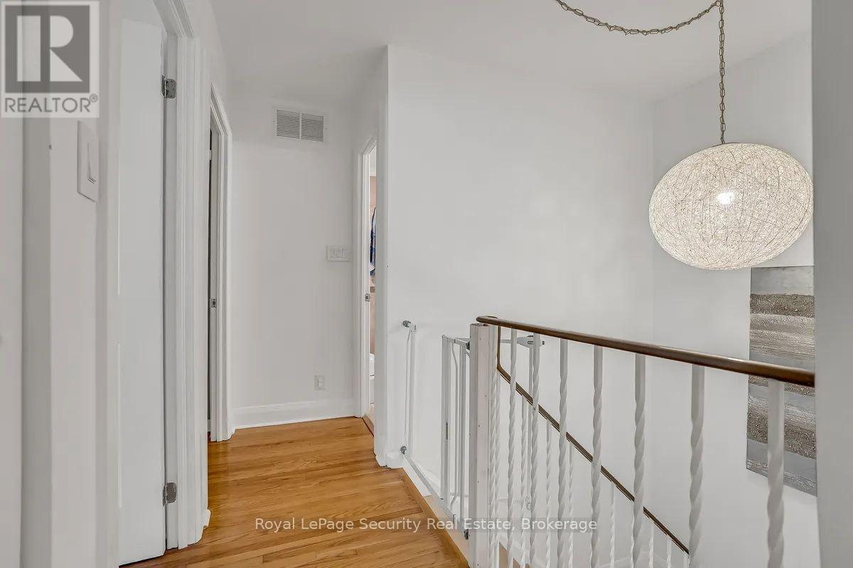 23 RAINTREE PATH - 20