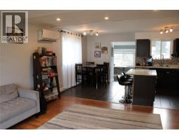 304 5th  Nw Street, Nakusp, BC V0G1R0 Photo 14