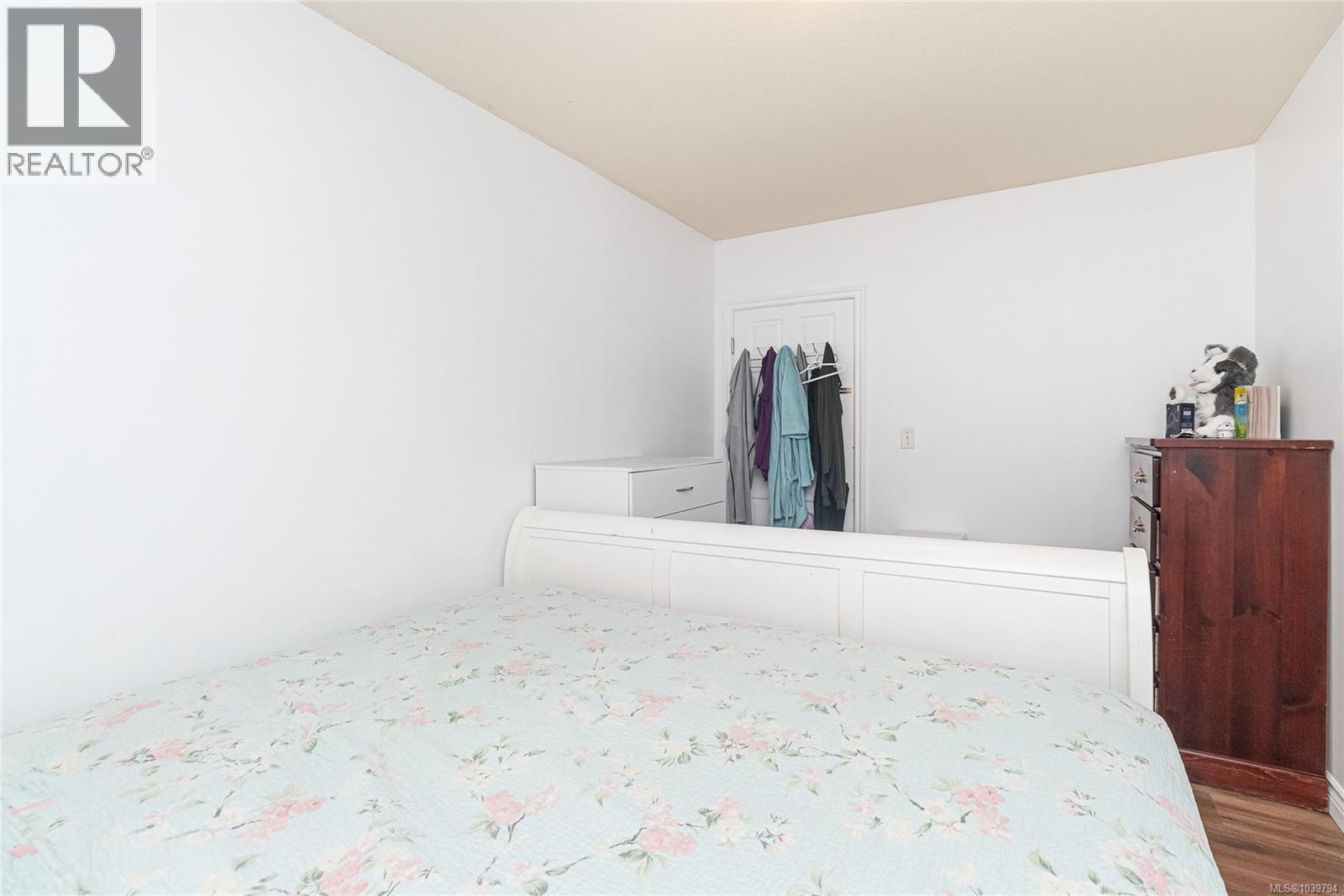 2433 Sooke Rd - 12