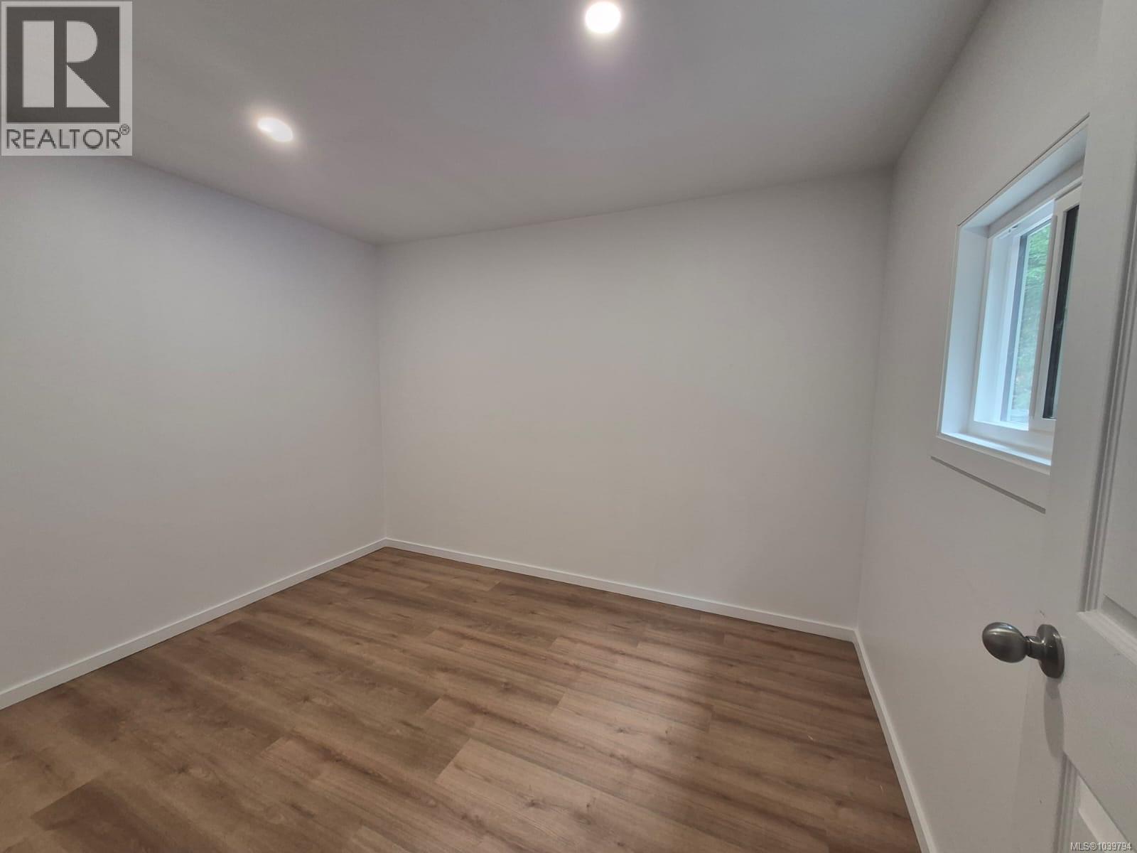2433 Sooke Rd - 29