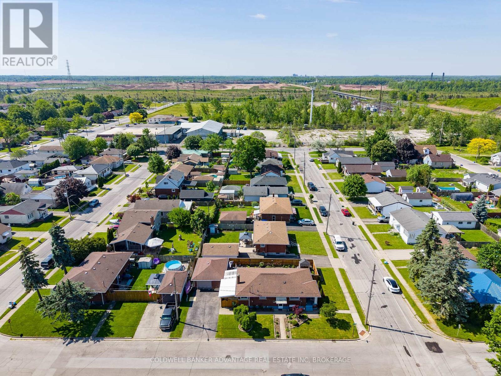 813 HARRIET STREET - 31