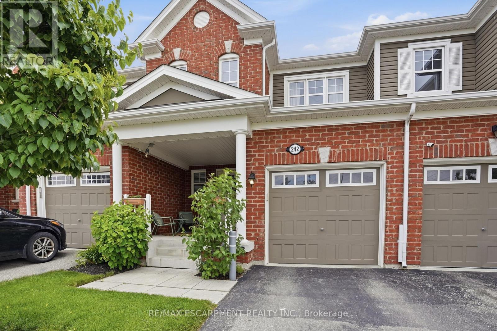 242 WATERBROOK LANE - 3