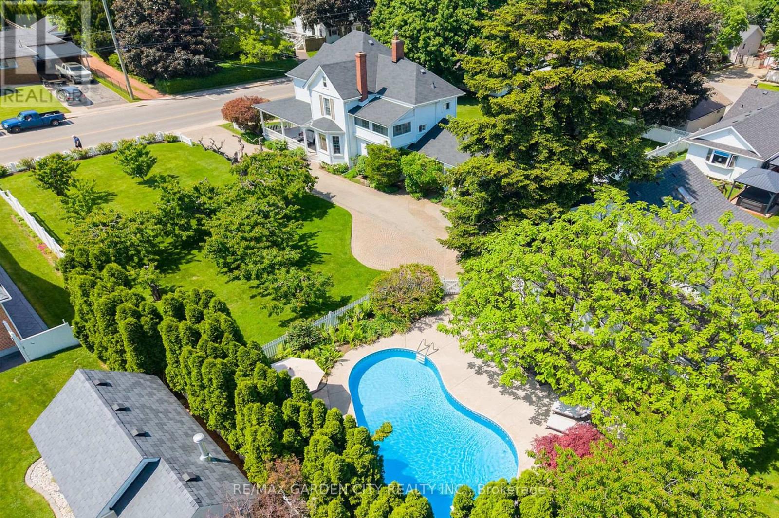 24-26 MAPLE AVENUE - 2
