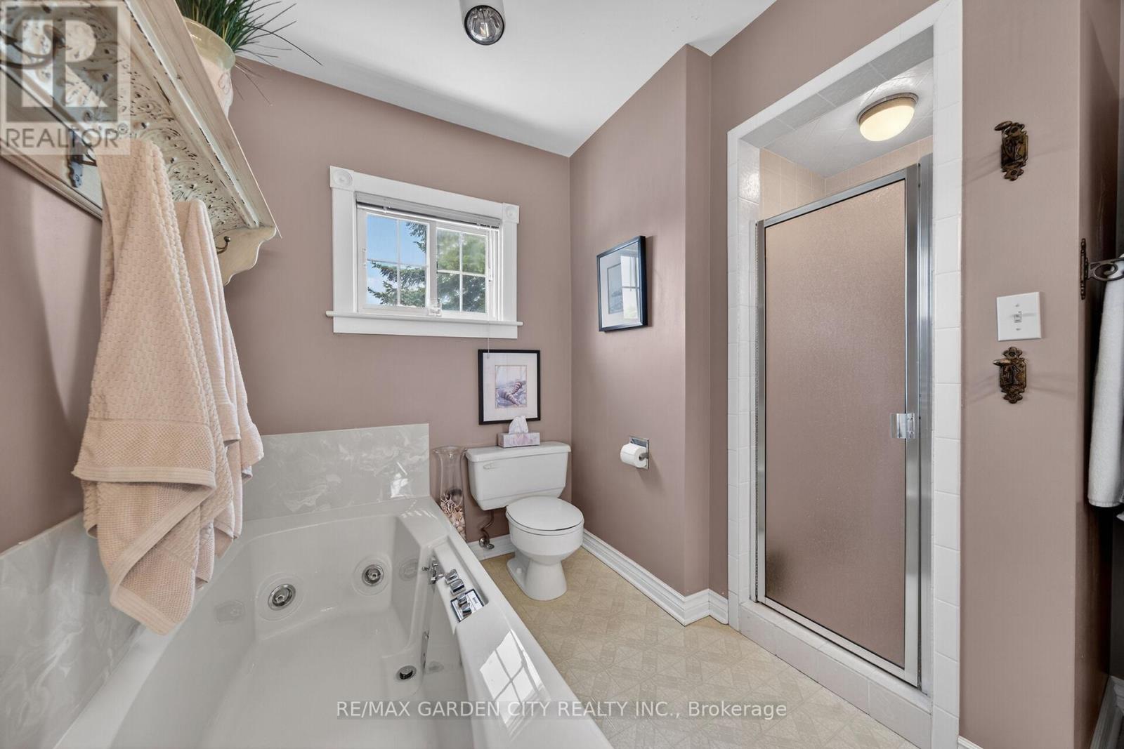 24-26 MAPLE AVENUE - 36