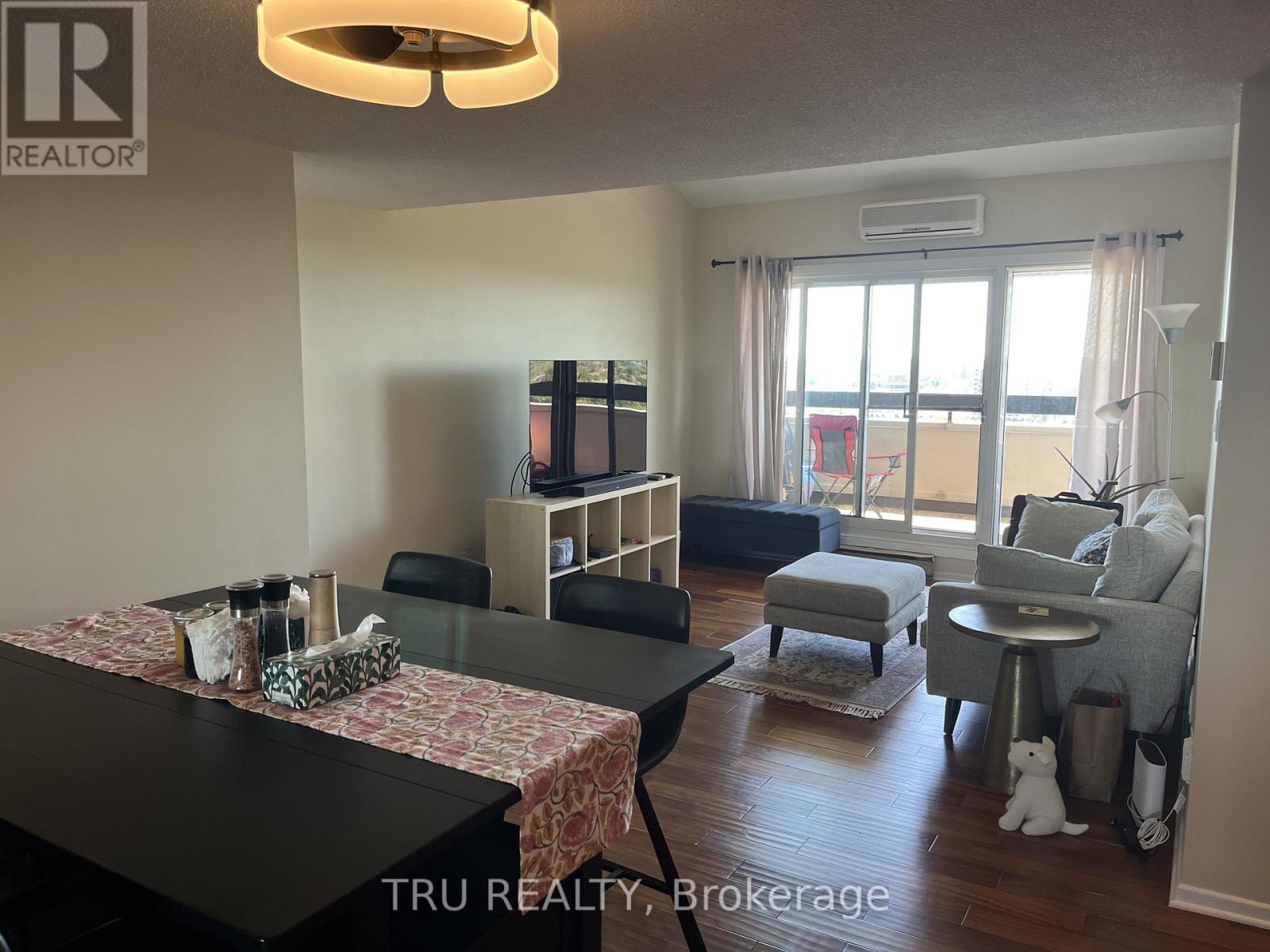 2 Bed, 1 Bath House for Rent in Ottawa – PH6 – 158C MCARTHUR AVENUE, Ottawa – MLS# X13245796 - Image 23