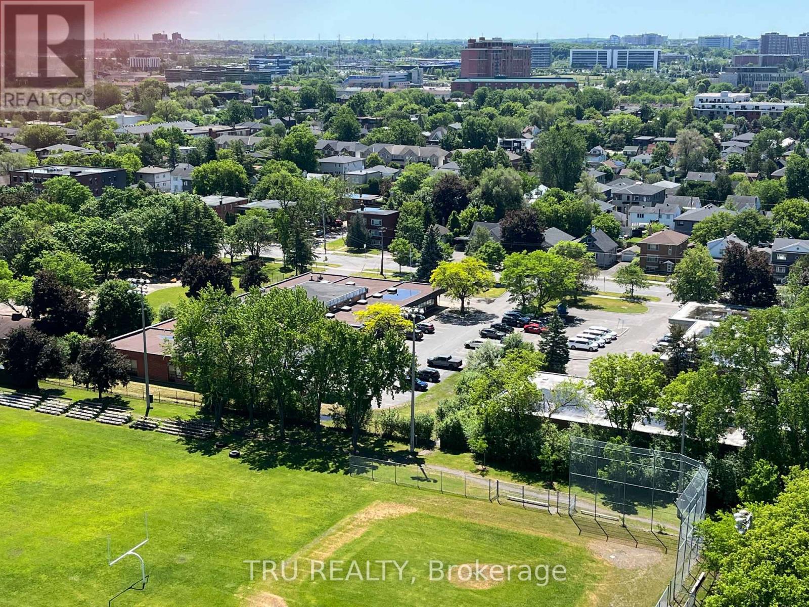 2 Bed, 1 Bath House for Rent in Ottawa – PH6 – 158C MCARTHUR AVENUE, Ottawa – MLS# X13245796 - Image 32