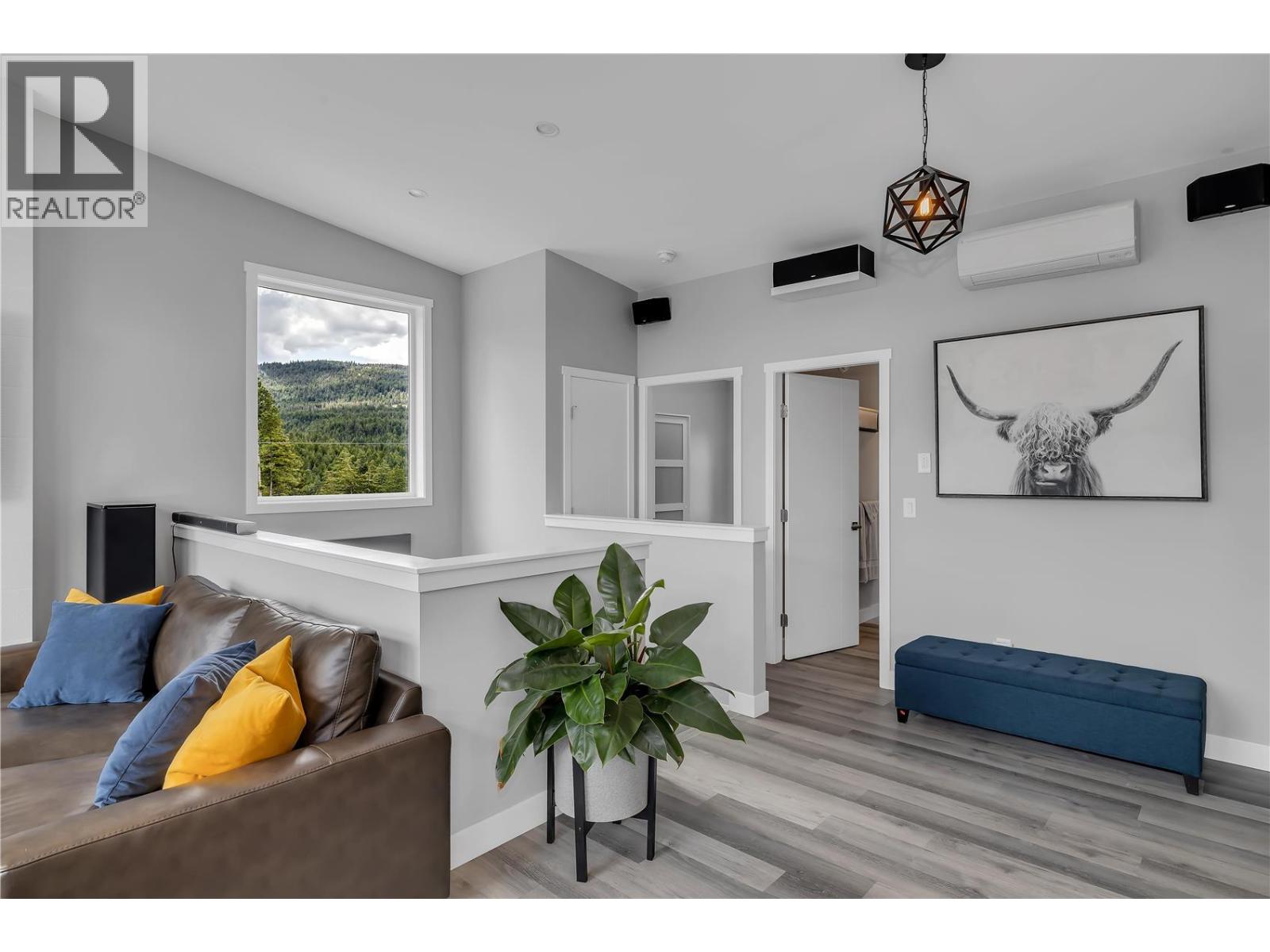 7210 Dunwaters Road, Kelowna