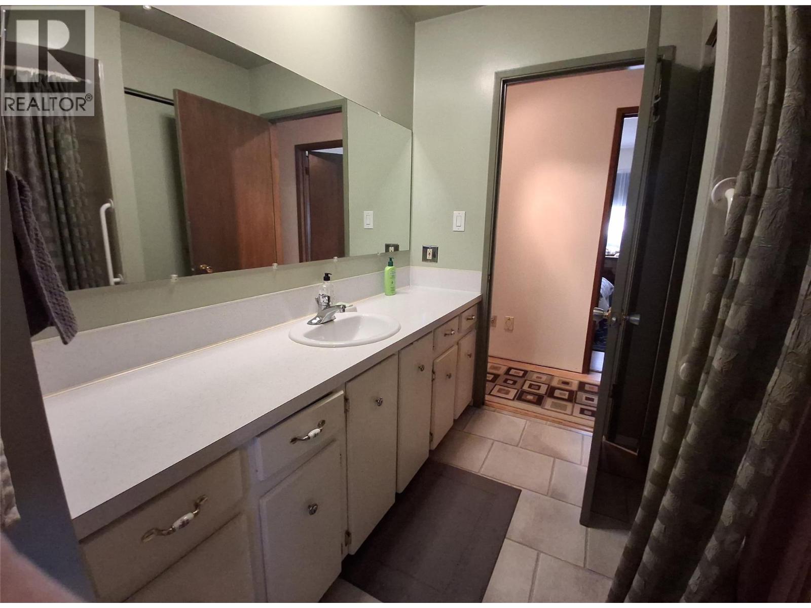 1204 Second Avenue - 15