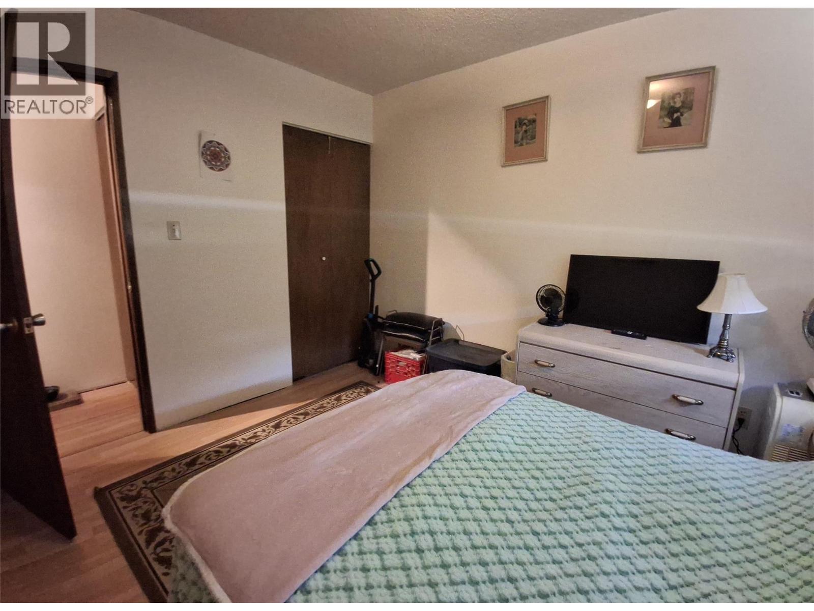 1204 Second Avenue - 20