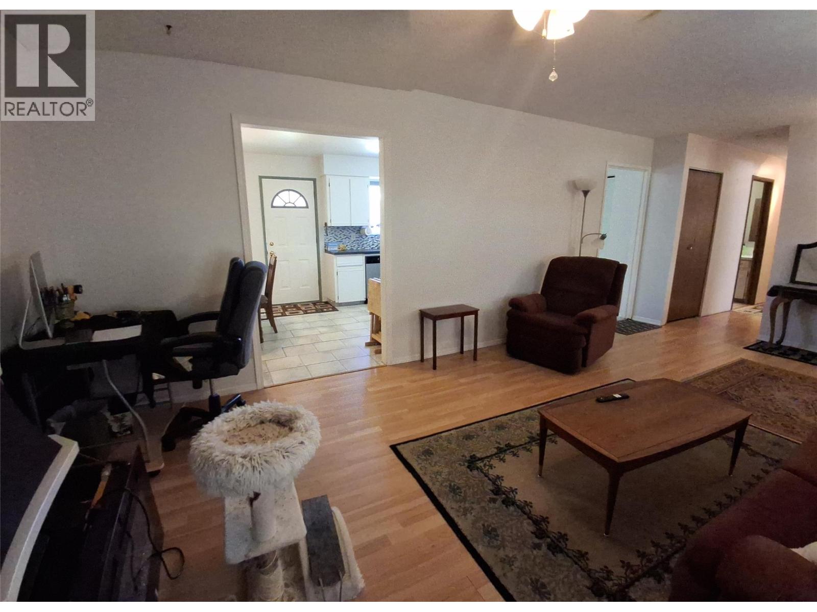 1204 Second Avenue, Chase