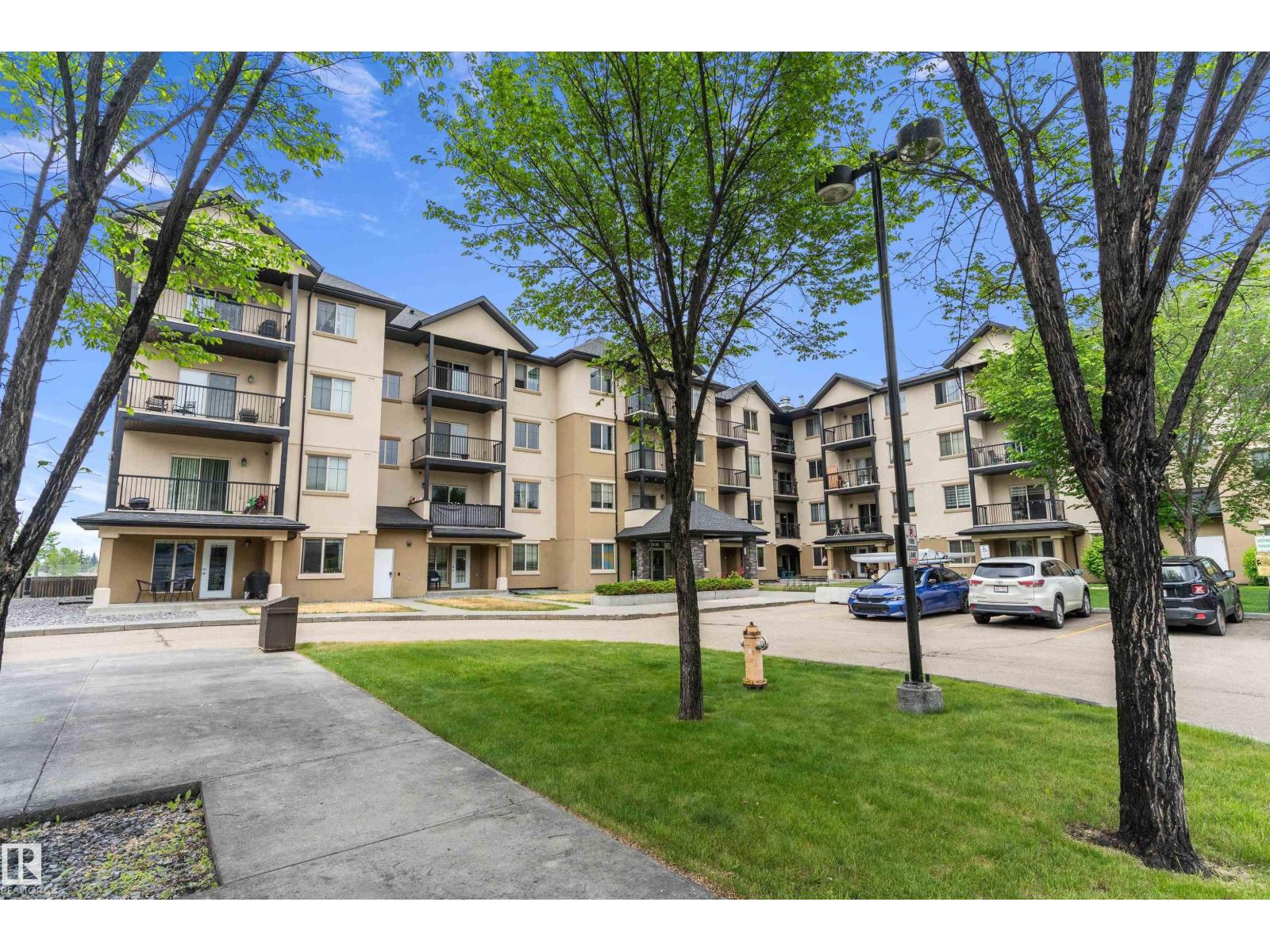 #208 10520 56 AV NW NW — photo 37