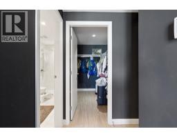 303 707 E 3rd Street, North Vancouver, BC V7L1G8 Photo 22
