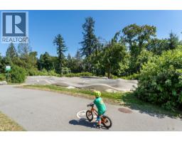303 707 E 3rd Street, North Vancouver, BC V7L1G8 Photo 37