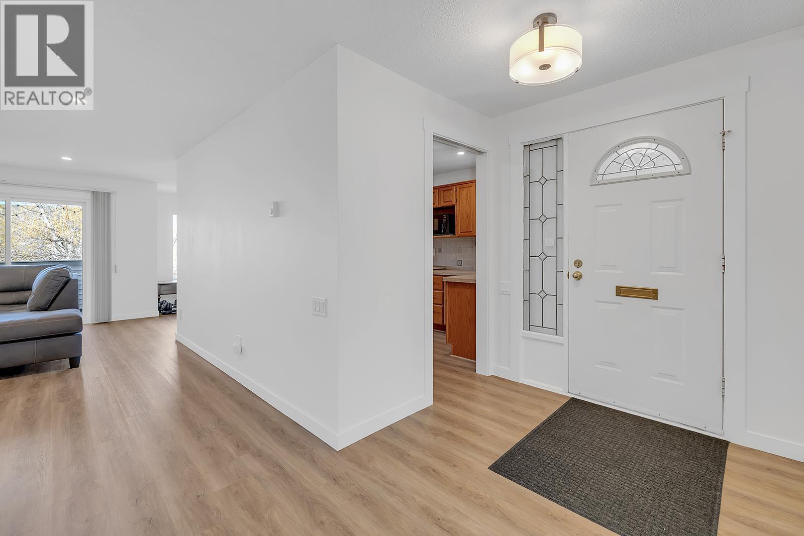 #14 3370 Casorso Road - 6
