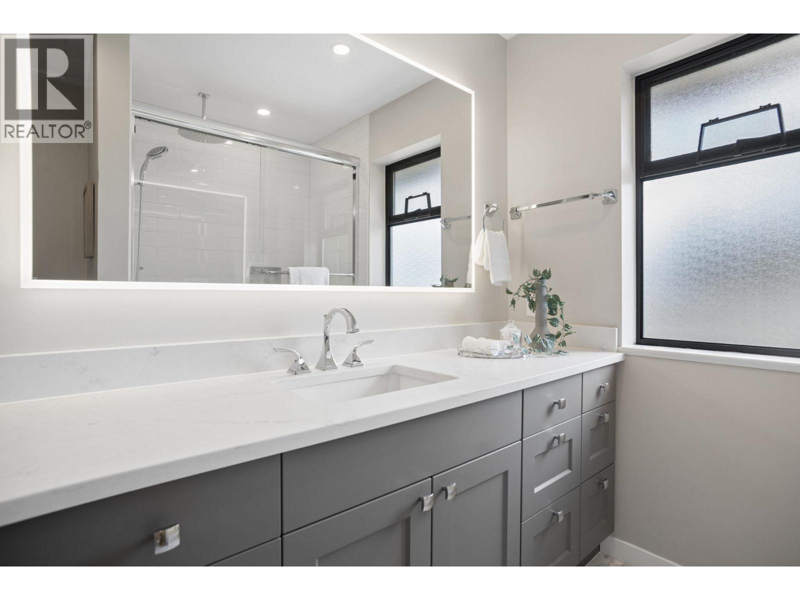 2446 TOLMIE AVENUE, Coquitlam