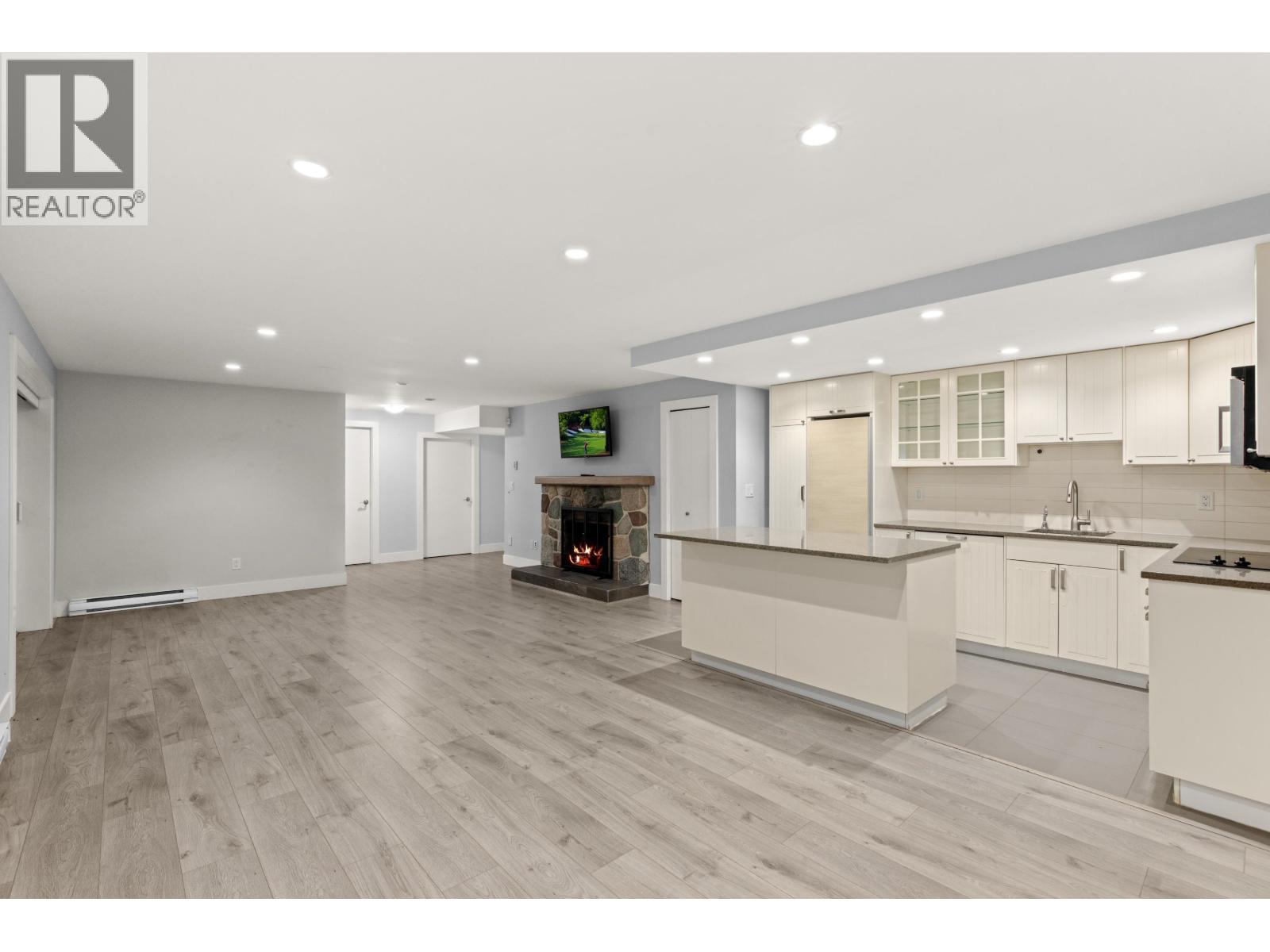 6297 MACKENZIE STREET, Vancouver
