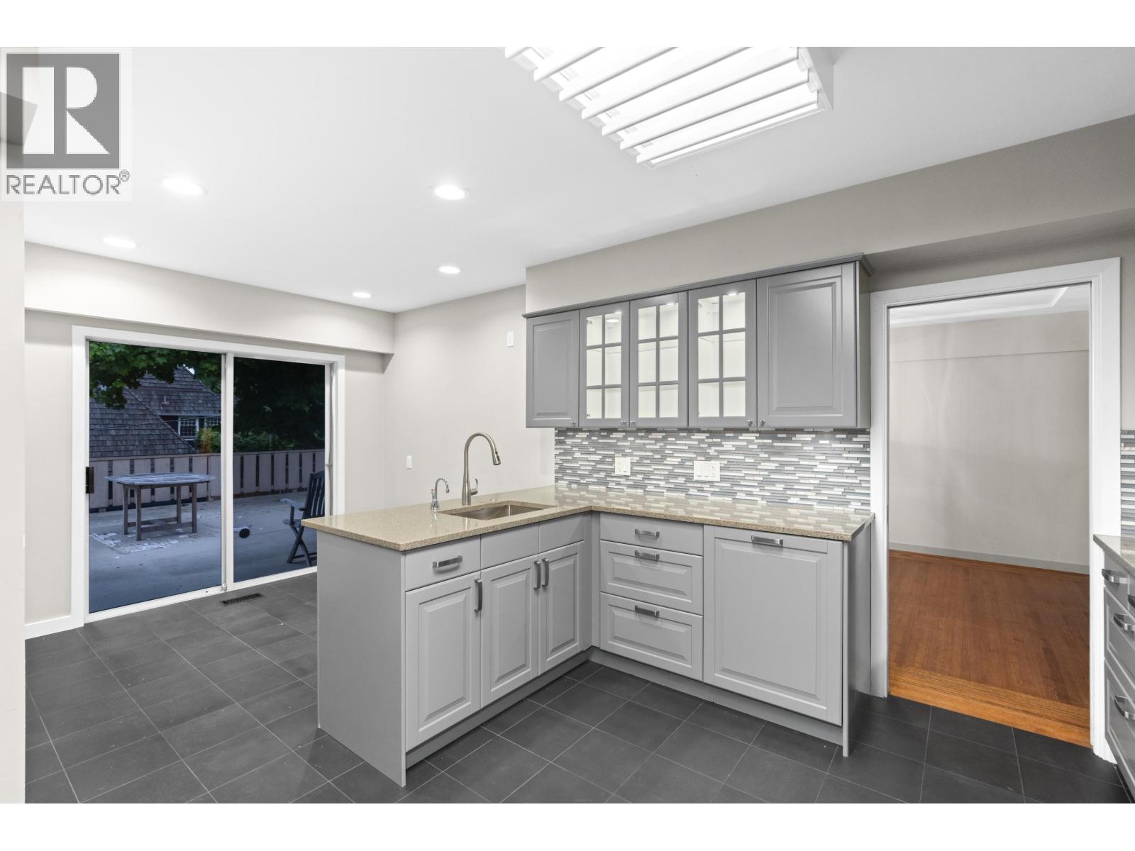 6297 MACKENZIE STREET, Vancouver